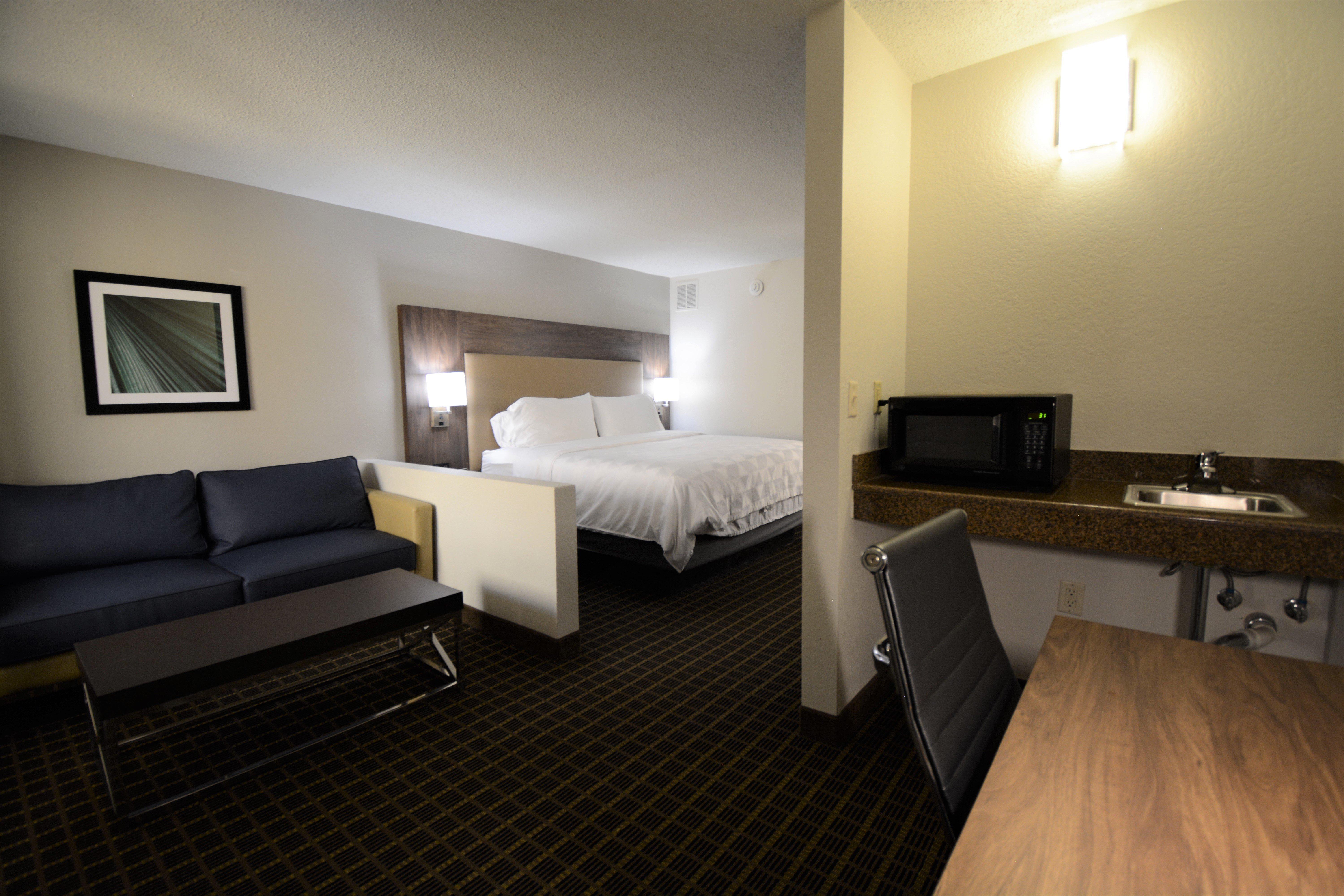 Holiday Inn Hazlet By Ihg Exterior photo