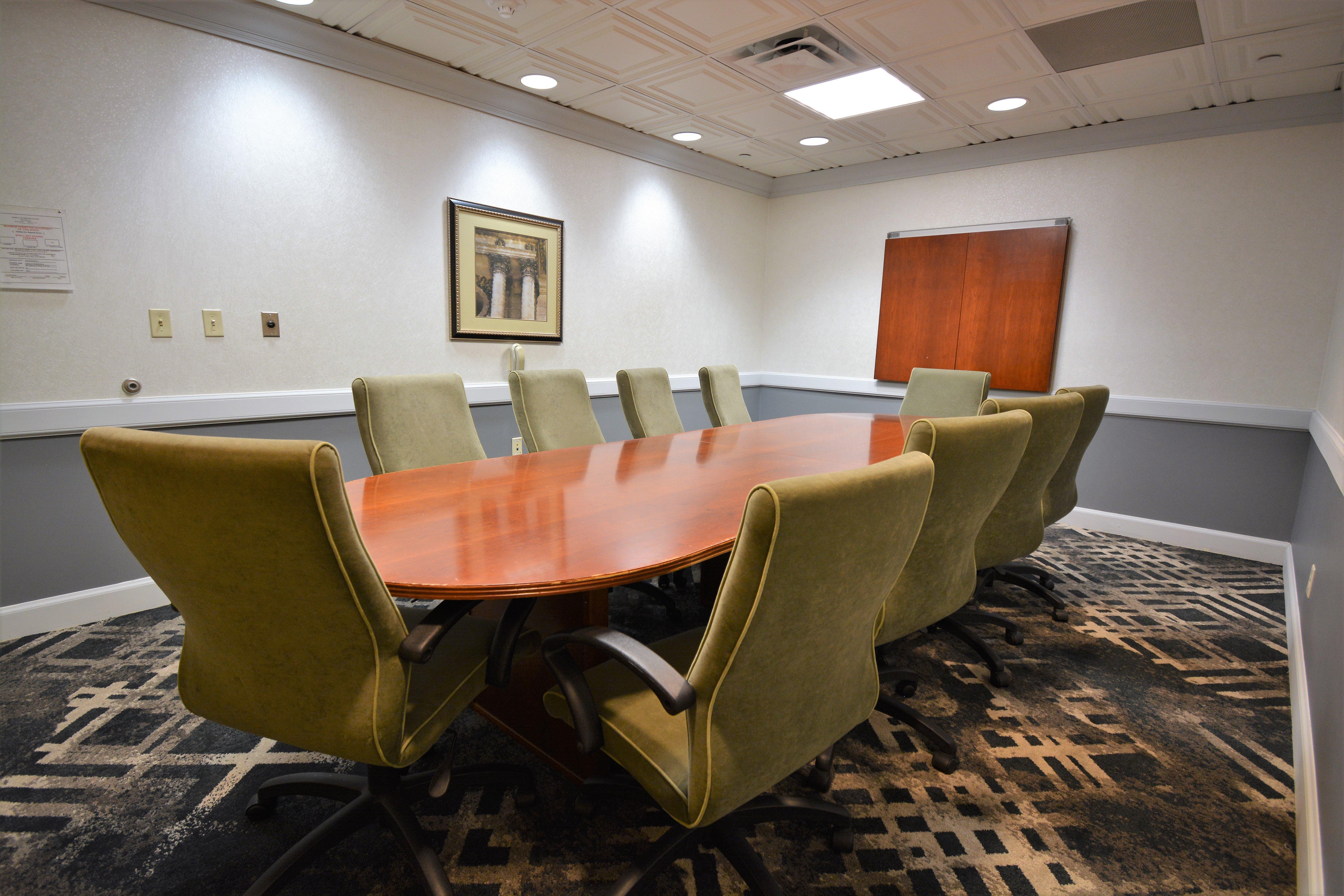 Holiday Inn Hazlet By Ihg Exterior photo
